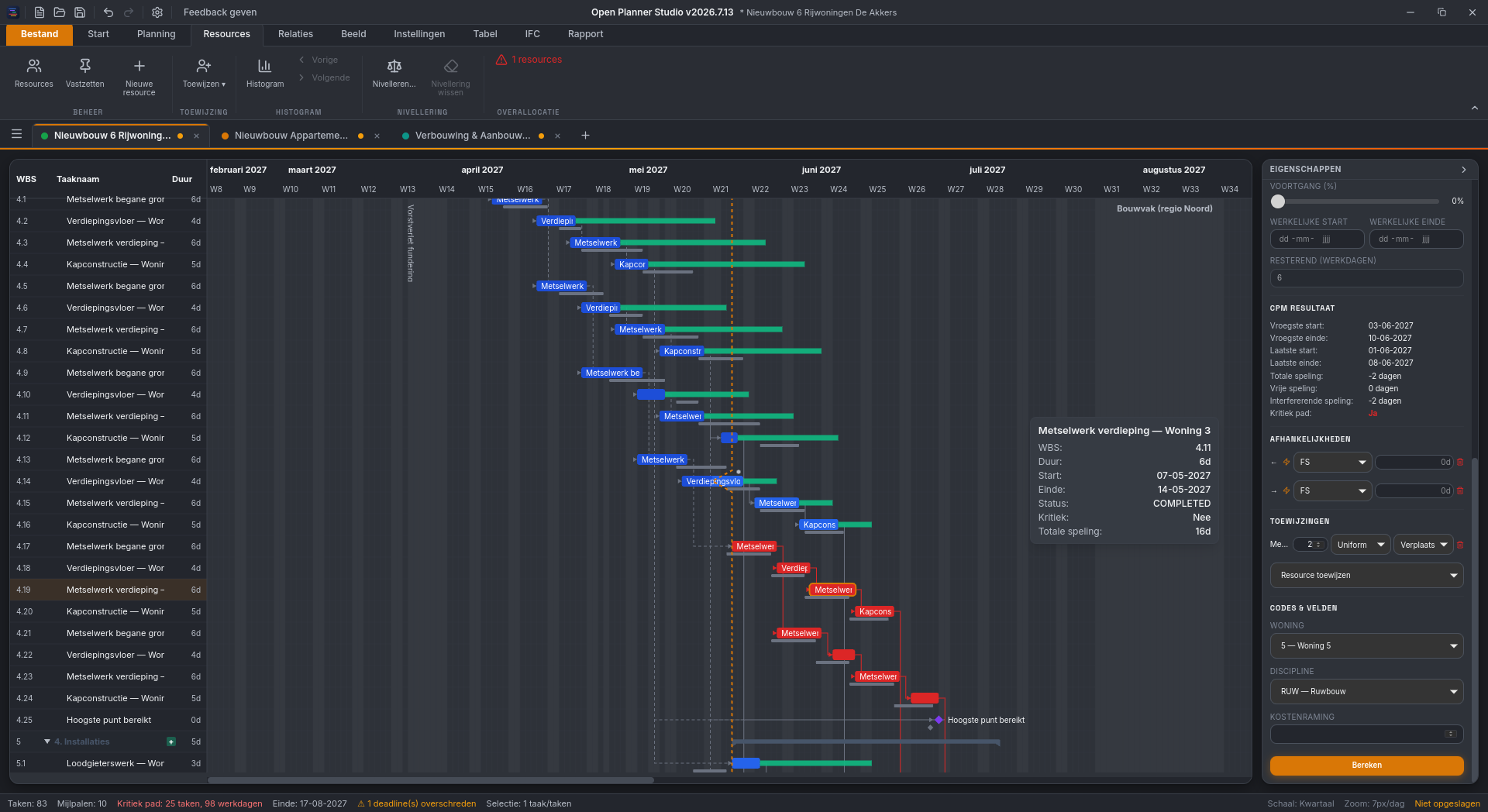 Open Planner Studio — Gantt-planning met WBS, kritiek pad in rood en het eigenschappenpaneel met CPM-resultaat