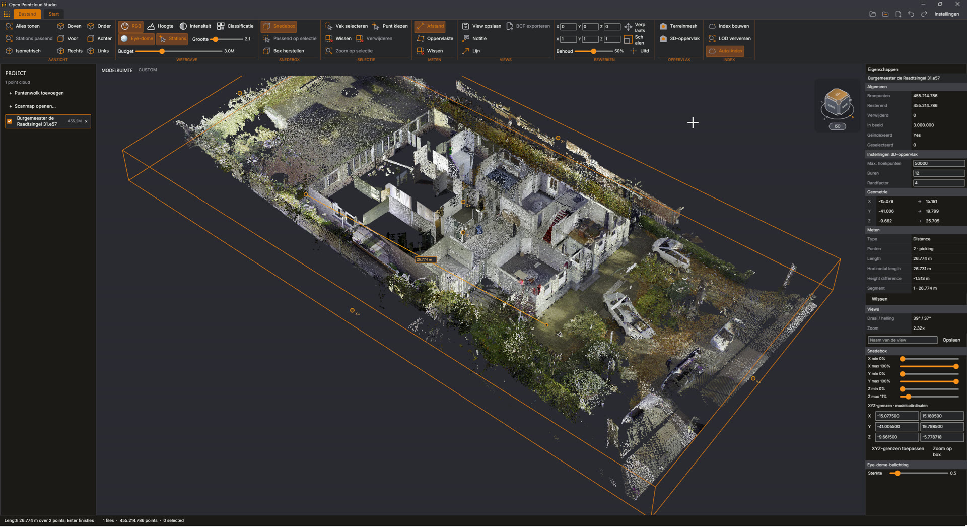 The same scan with the section box set to 11% of the height, so the rooms are seen from above, and a distance measurement of 26.774 metres between two points